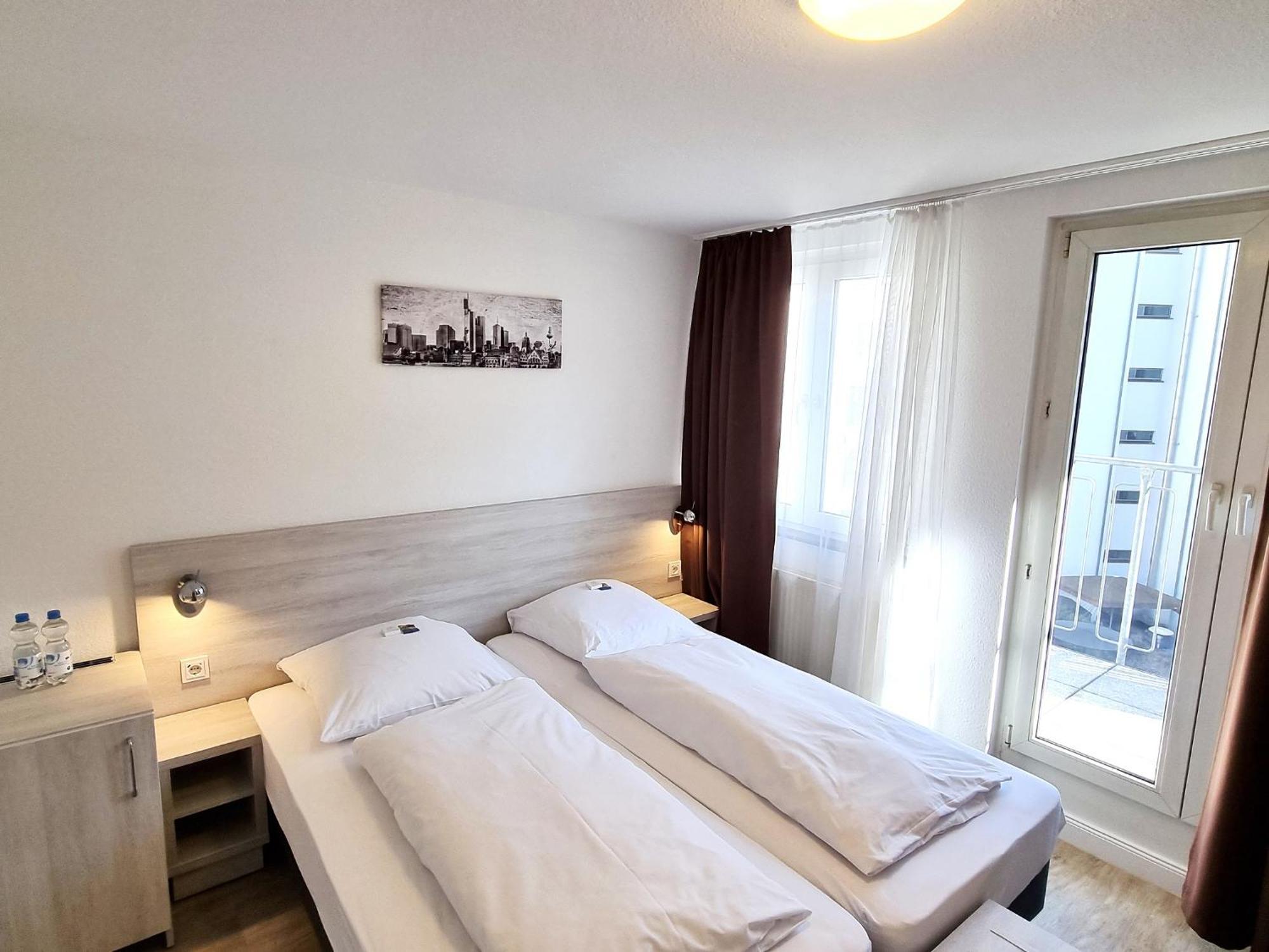 Double Room double bed Bathroom